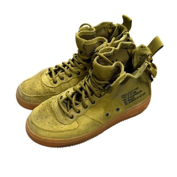 Size‎ 6 (GS) - Nike Air Force 1 SF High Desert Moss - Picture 1 of 9